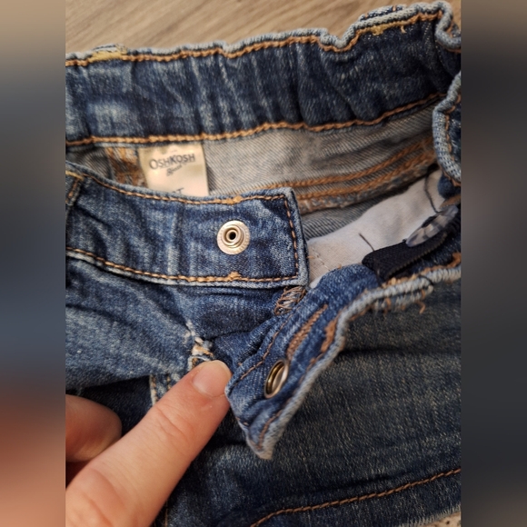 OshKosh B'Gosh Denim shorts for girls Size 3T - Picture 3 of 6